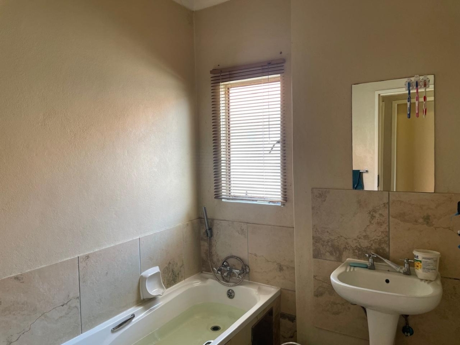 3 Bedroom Property for Sale in Freedom Park North West